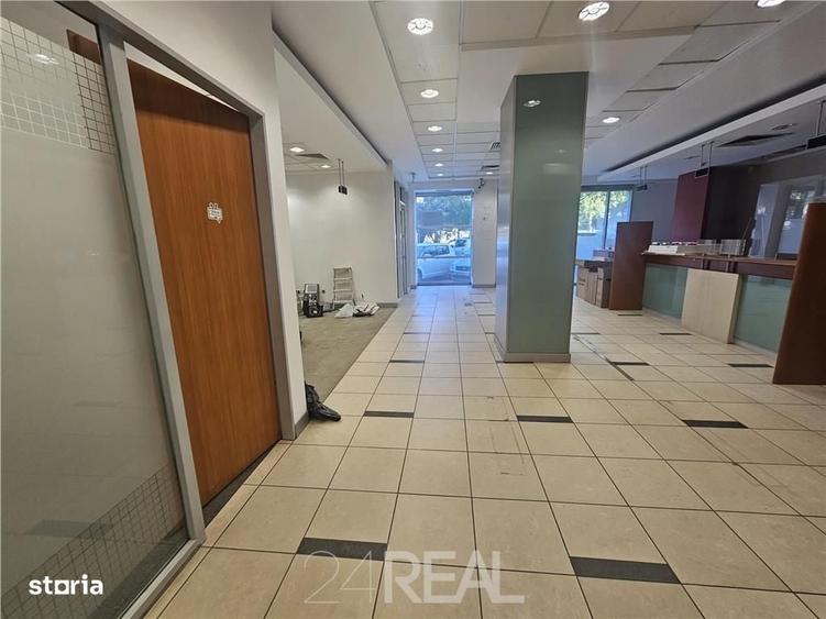 Spațiu comercial, de 215 mp, în Muncii
