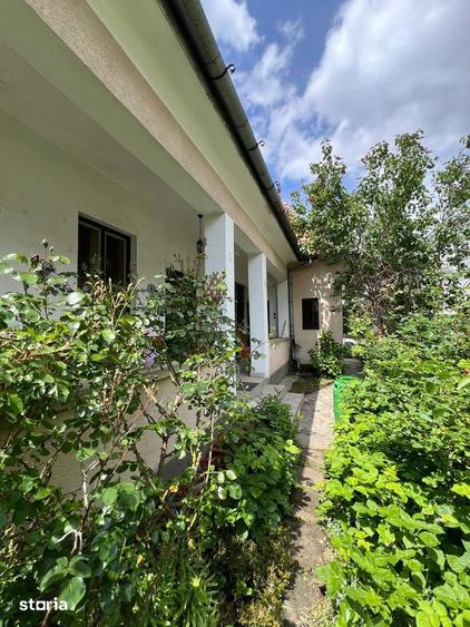 Casă cu 3 camere cu Canalizare în Gruia