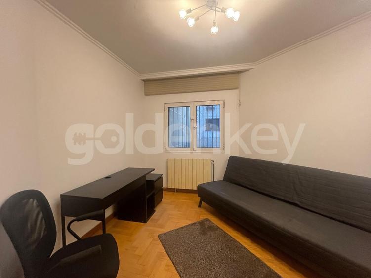 Apartament cu 3 camere decomandat, mobilat în Primăverii