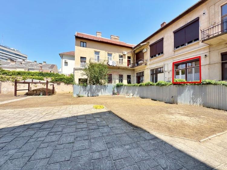 Birou, de 100 mp, în Central