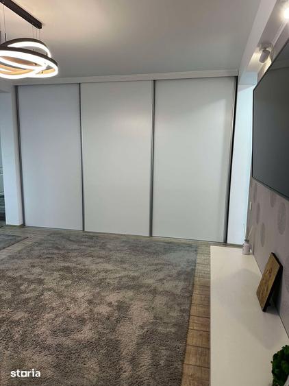Apartament cu 2 camere semidecomandat în Micro 16