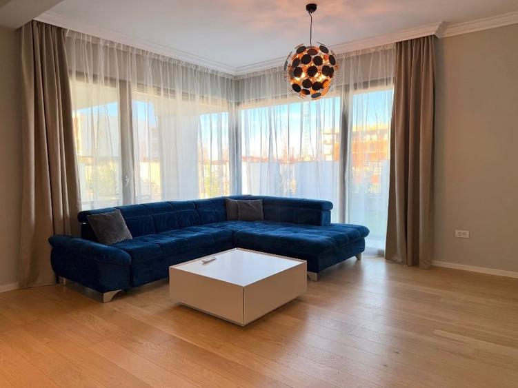 Duplex cu 5 camere cu Canalizare în Dumbrăvița