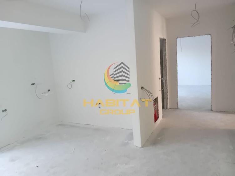 Apartament cu 2 camere semidecomandat în P-ța Alba Iulia