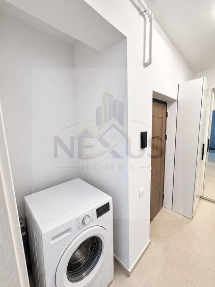 Apartament cu 2 camere semidecomandat, mobilat în Sud
