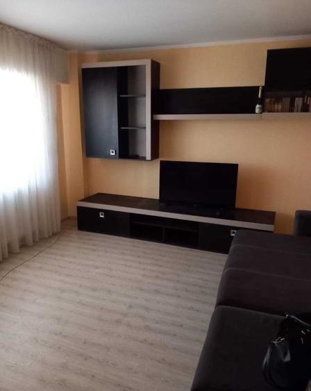 Apartament cu 2 camere decomandat în Ultracentral