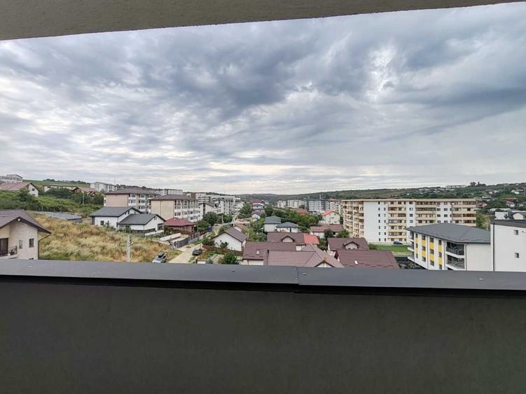 Apartament cu 2 camere decomandat în Vișan