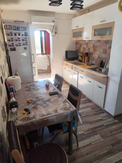 Apartament cu 2 camere decomandat în Exterior Vest