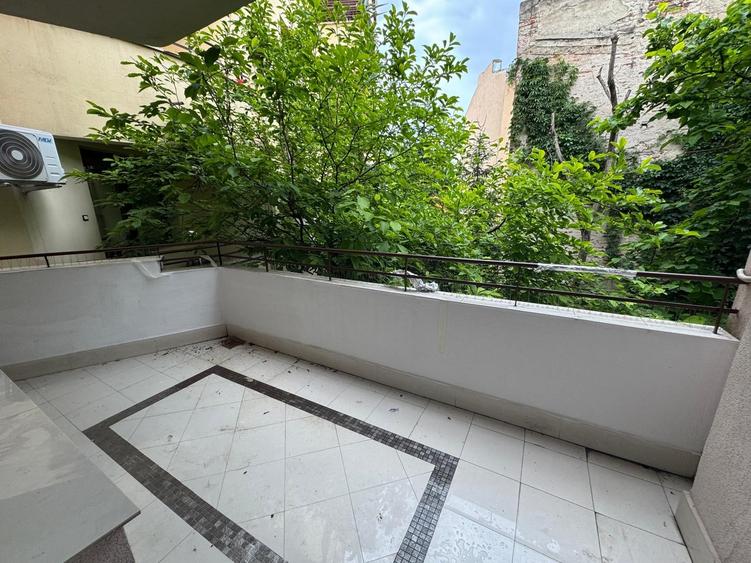 Duplex cu 3 camere cu Canalizare în Cotroceni