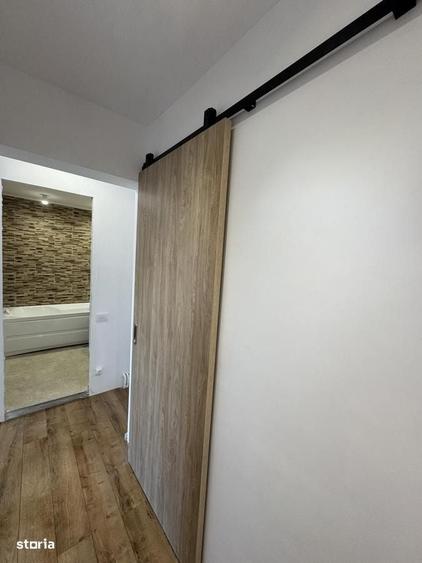 Apartament cu 3 camere decomandat în Ștefan cel Mare