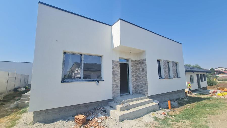 Casă individuală cu 3 camere cu Teren 378 Mp în Berceni
