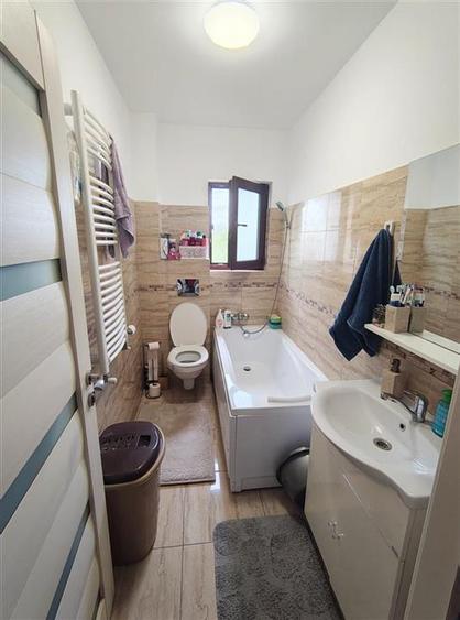 Apartament cu 2 camere decomandat, mobilat în Păcurari