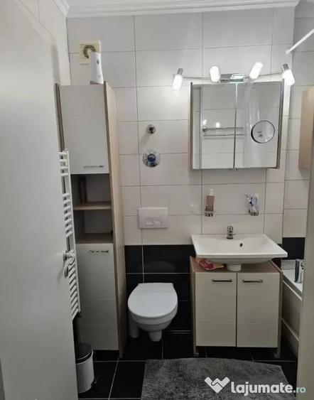 Apartament cu 3 camere decomandat în Avantgarden