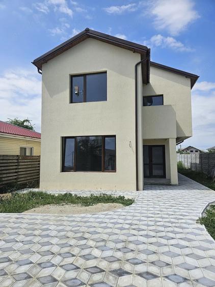 Casă cu Teren 520 Mp în Dragomirești-Deal