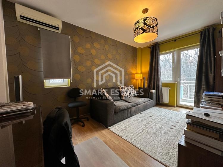 Apartament cu 6 camere decomandat, mobilat în Băneasa