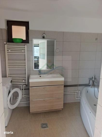 Casă cu 4 camere în Mălini