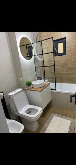 Apartament cu 3 camere decomandat în Vest