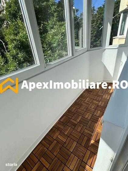 Garsonieră decomandată în Tei