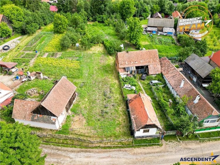Teren de 681 mp, în Sâncraiu