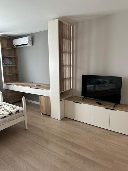 Apartament cu 2 camere decomandat în Aviației