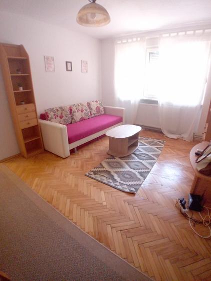 Apartament cu 2 camere semidecomandat în Medicină