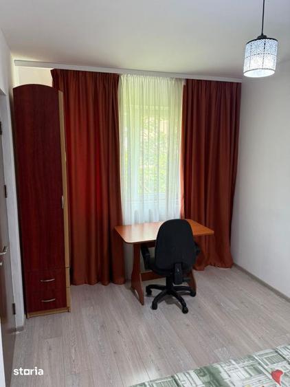 Apartament cu 2 camere semidecomandat, mobilat în Tomis Nord