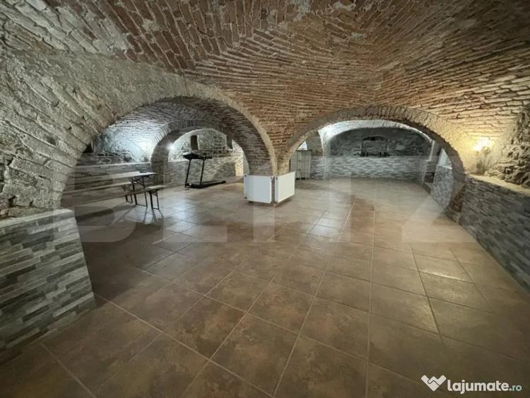 Spațiu comercial, de 88 mp, în Valcău de Jos