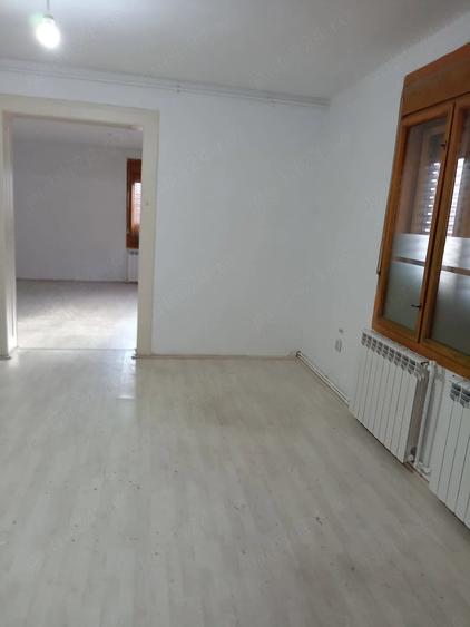 Casă cu 3 camere cu Teren 460 Mp în Gheorgheni