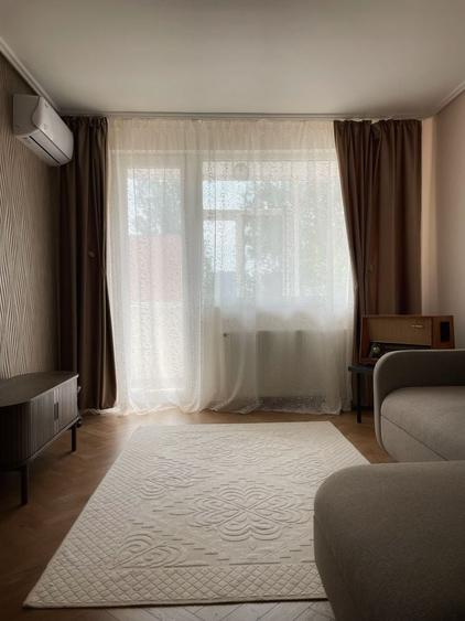 Apartament cu 2 camere decomandat în City Park Mall