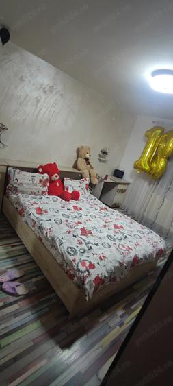 Apartament cu 3 camere decomandat în Uzina 2