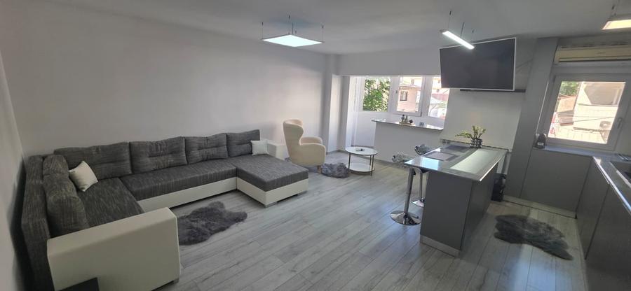 Rahova Salaj, complet renovata/mobilata/utilata lux, finisaje top, AC - 10