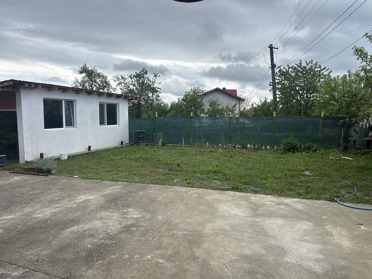 Casă cu 4 camere în Băbana