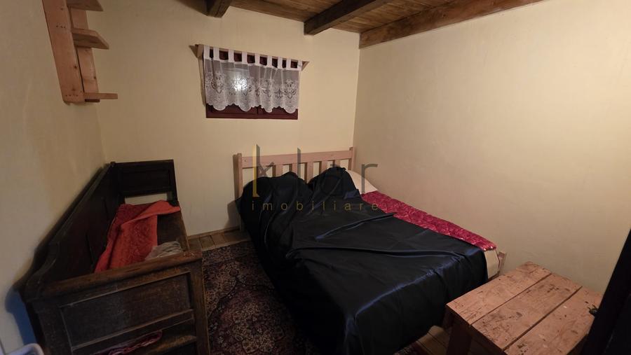 Casă individuală cu 6 camere cu Teren 826 Mp în Muntele Băișorii