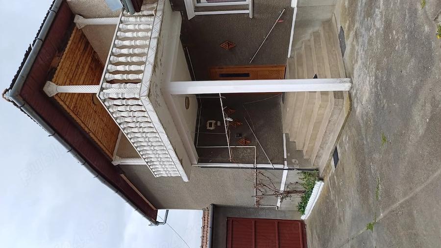 Casă cu 3 camere cu Teren 526 Mp în Vinerea