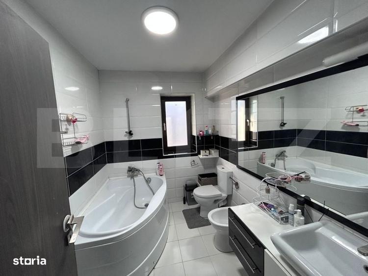 Casă cu 4 camere în Central