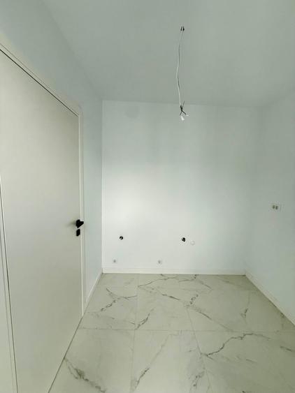 Apartament cu 3 camere semidecomandat în Cotroceni