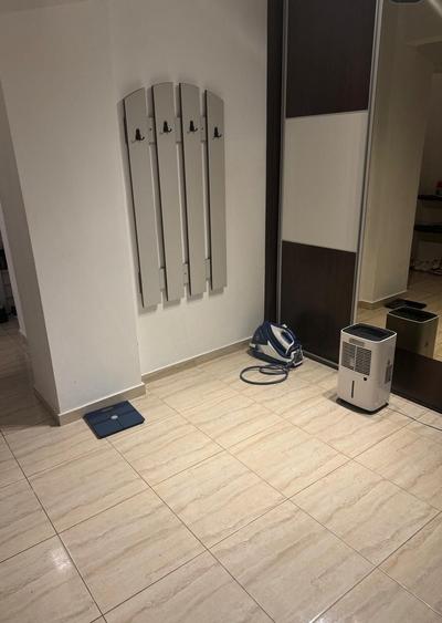 Apartament cu 3 camere decomandat în Prundu