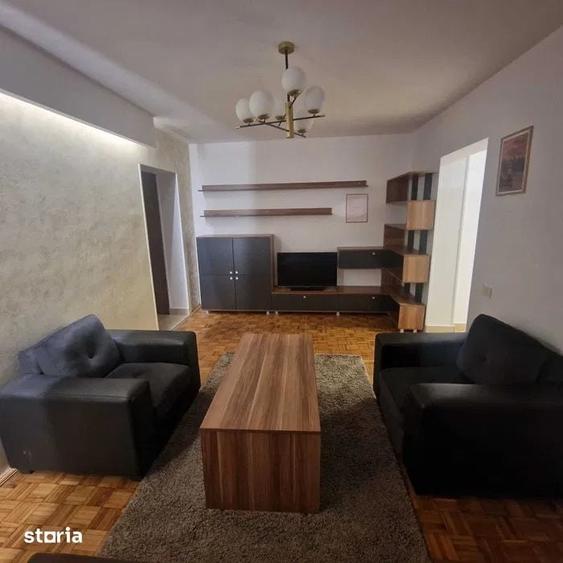 Apartament cu 3 camere în Mărăști