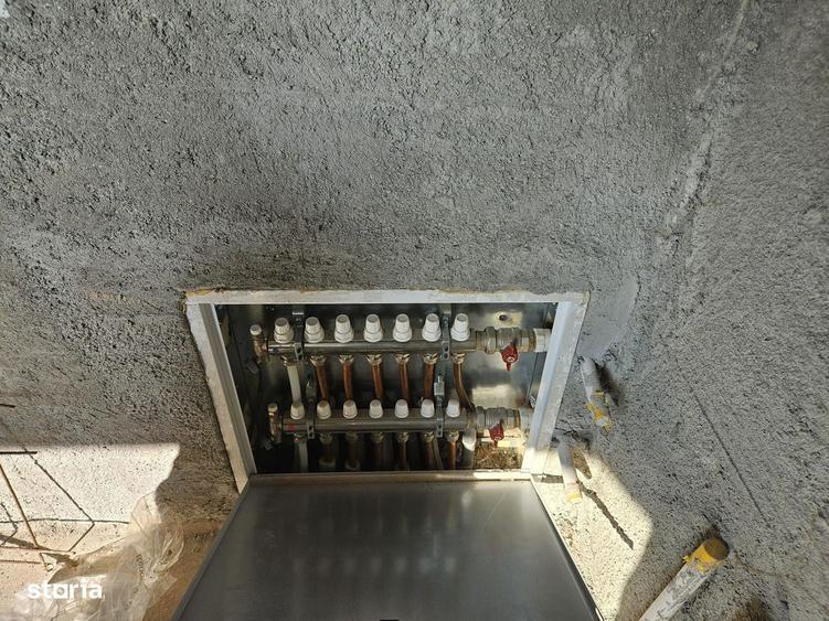 Casă cu 4 camere cu Canalizare în Boțești