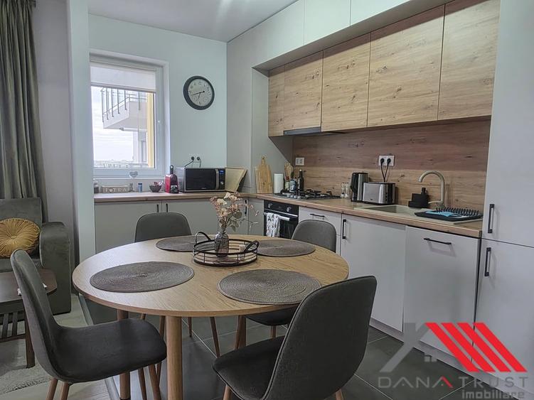 Apartament cu 2 camere semidecomandat în Lipovei