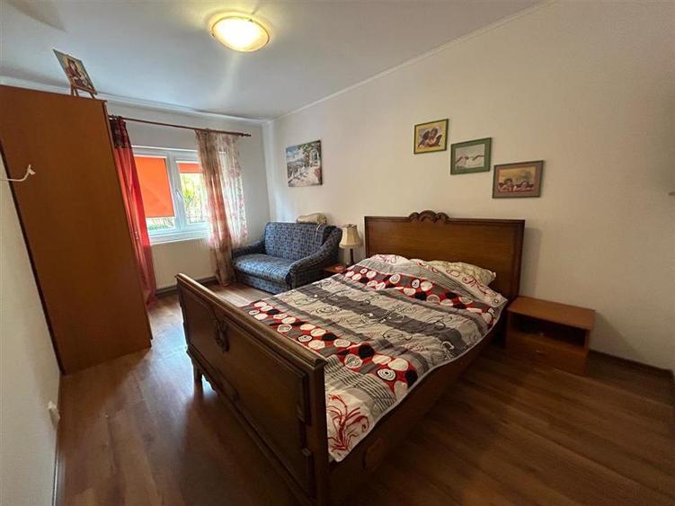 Apartament cu 2 camere decomandat, mobilat în Răcădău