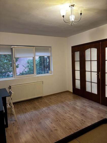 Apartament cu 2 camere semidecomandat în Apărătorii Patriei