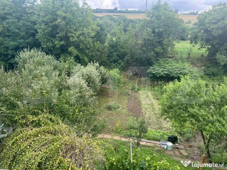 Casă cu 2 camere cu Teren 1000 Mp în Calea Sighisoarei