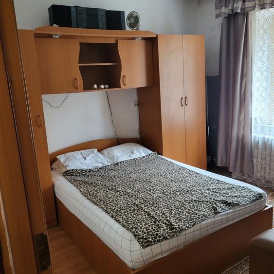Inchieaz apartament 2 camere -zona 1 Decembrie sector 3 - 7