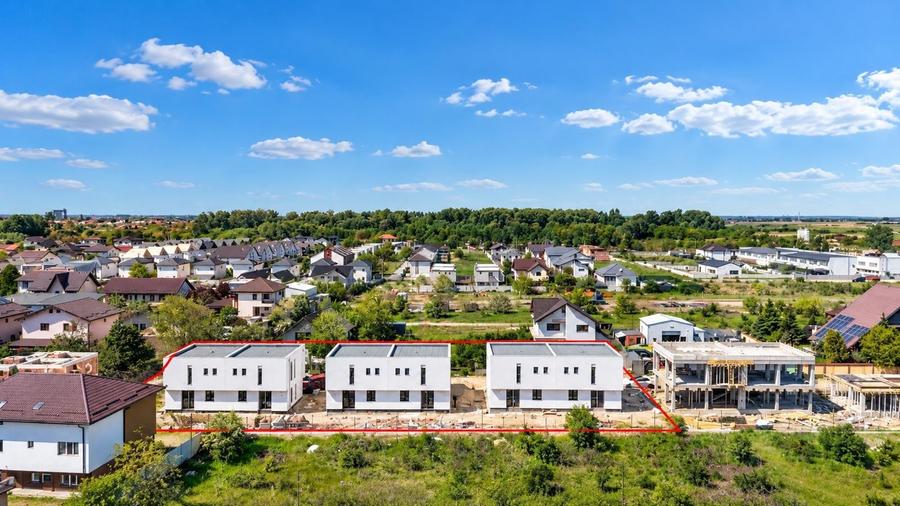 Casă individuală cu 4 camere cu Canalizare în Bragadiru