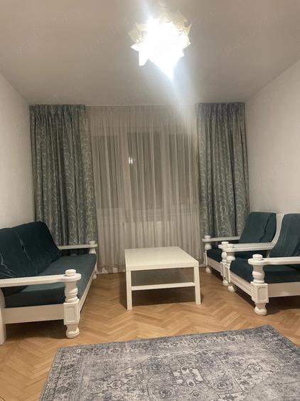 Apartament cu 2 camere semidecomandat în Obor