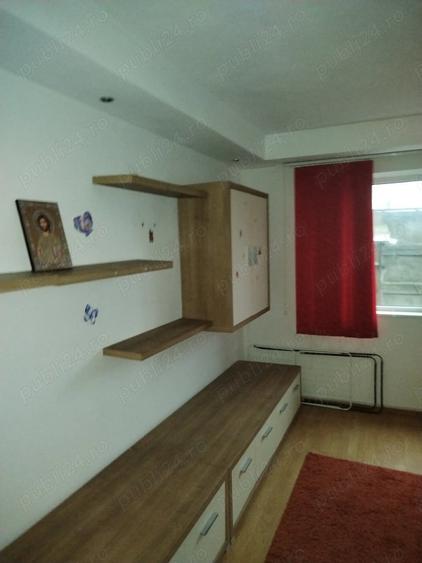 Garsonieră decomandată în Uzina 2