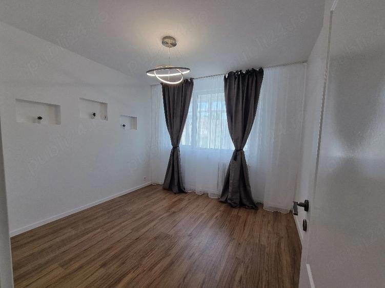 Apartament cu 2 camere semidecomandat în 1 Mai