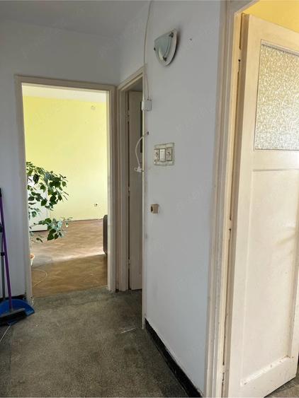 Apartament cu 2 camere semidecomandat în Astra