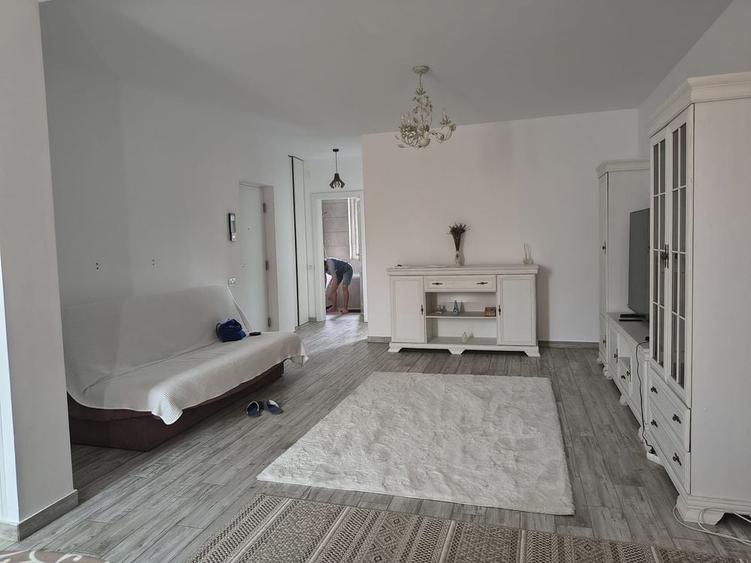 Inchiriez apartament cu 2 camere in Giroc - 3