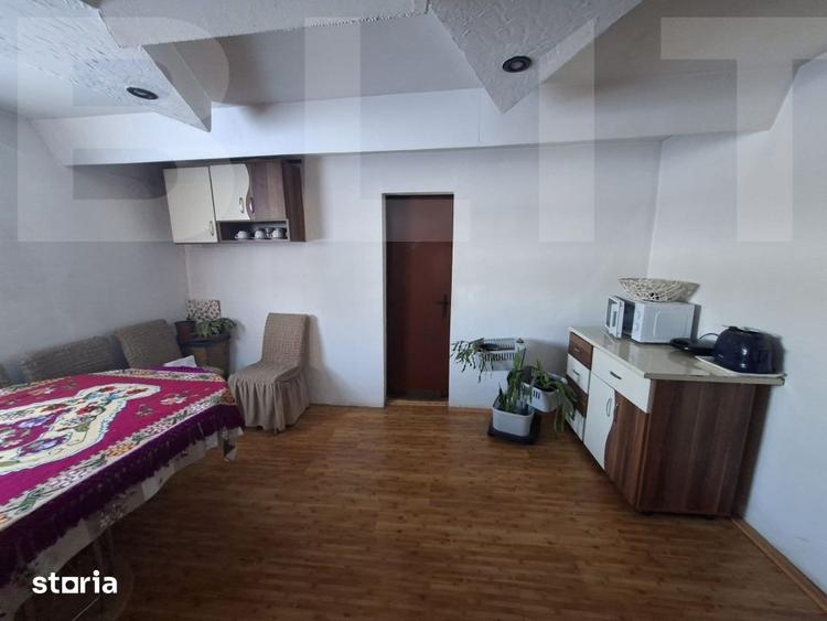 Casă cu 4 camere cu Teren 3404 Mp în Central